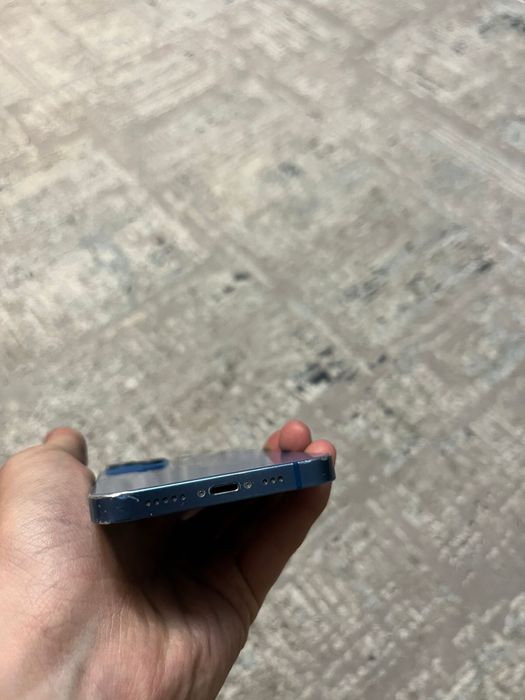 Продам или обмен Айфон 13