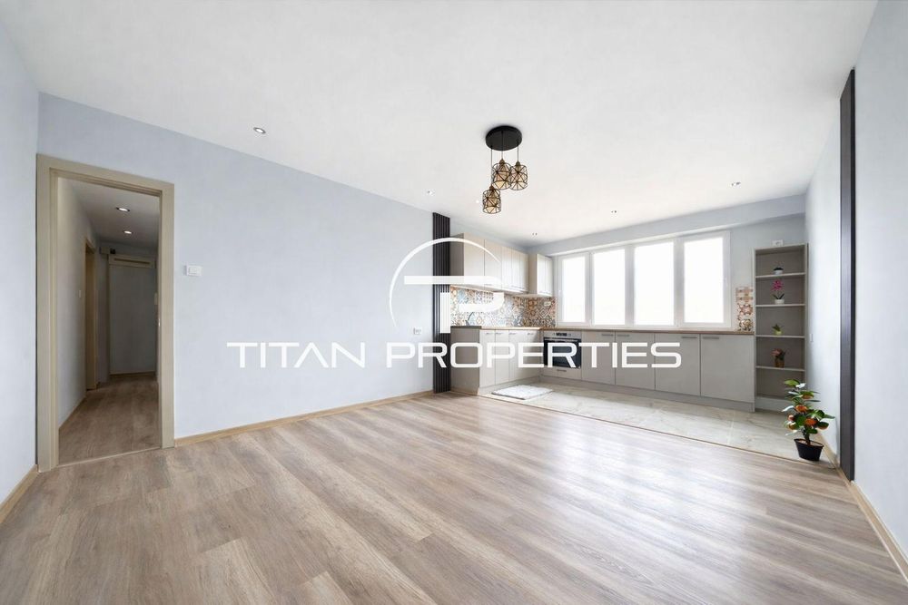 Продава се Тристаен апартамент в Пловдив, Южен - 60 кв.м за 1233 €/кв.м - Снимка #1