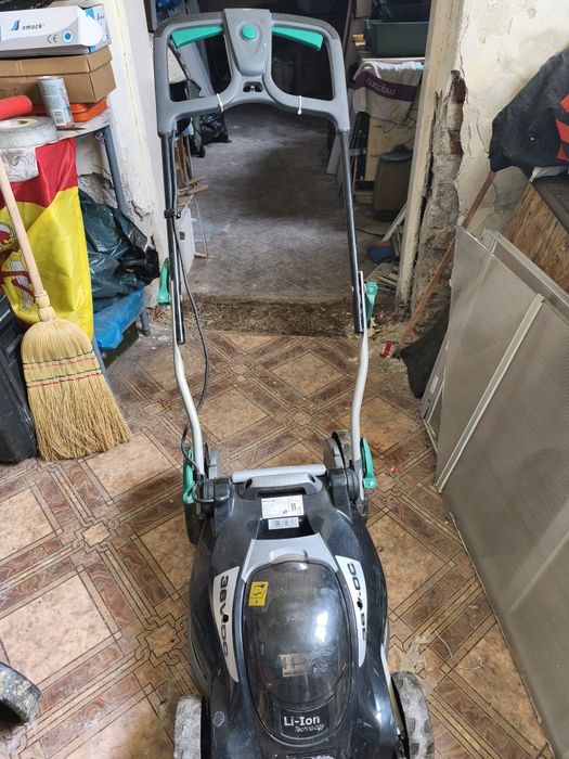 Vind motocositoare cu acumulator