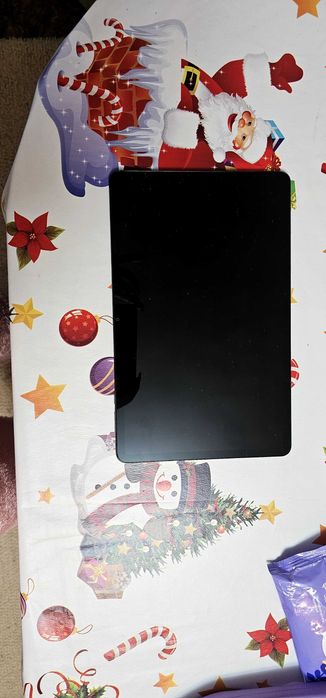 Продавам таблет honor pad x9