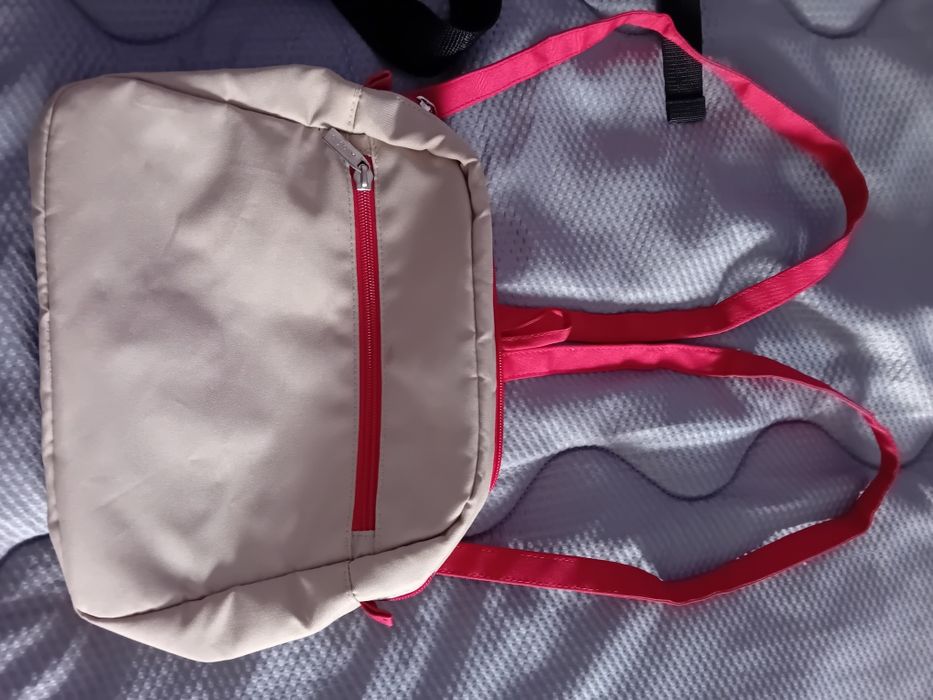 Дамски чантички за кръст