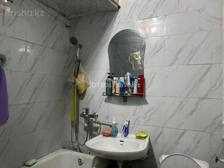 Продаётся 2х ком мкр Самал Аида Империя