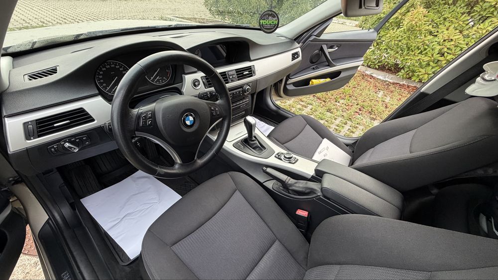 BMW 3 Series 2010 — imagine 5