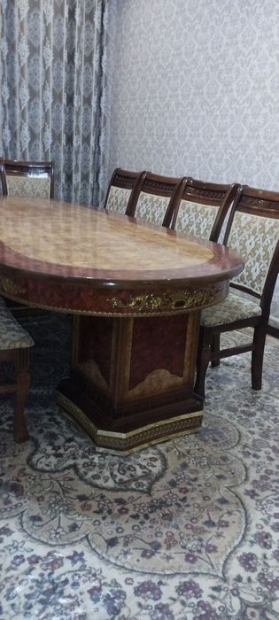 Стол стул сотилади холати яхши