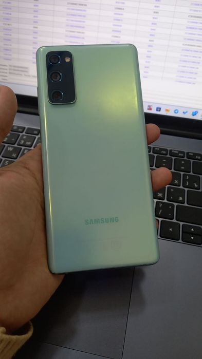 Samsung Galaxy S20 FE