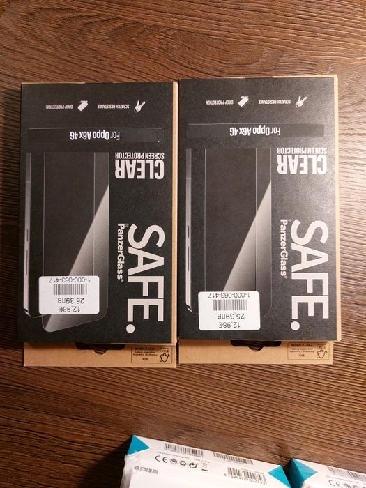 Два Нови Комплекта Телефон OPPO A6x, с включен ttec PowerBank и протектор за екран