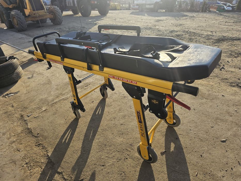 Targă Ambulanță Profesională Stryker M1 (Model 6100) – Stare Excelentă