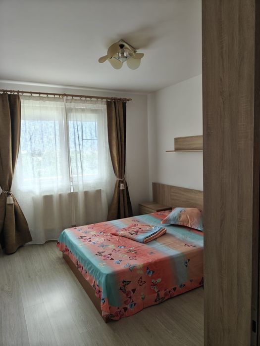apartament doua camere de inchiriat