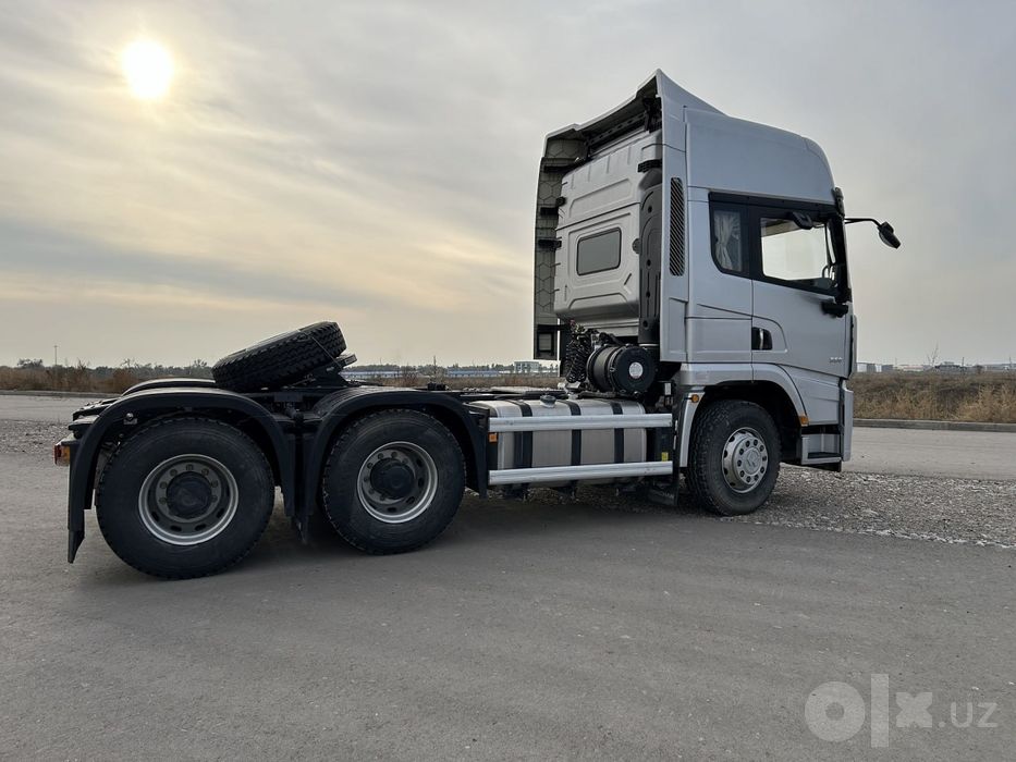 Chacman SHACMAN X6000 4×2 
Бозор: Тягач (X60