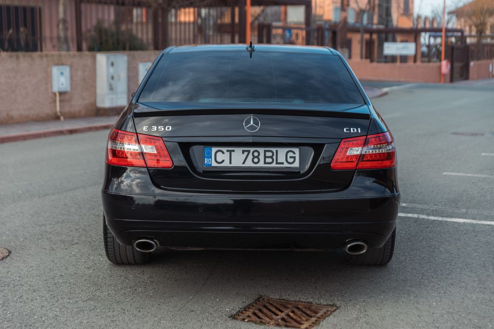 Vând sau schimb Mercedes Benz E350 CDI AVANTGARDE