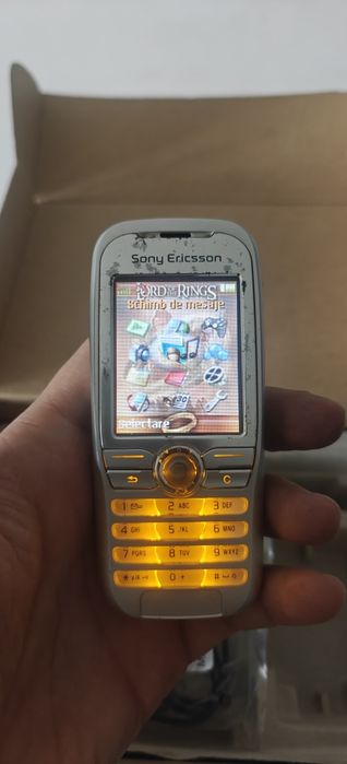 Sony Ericsson K500i in cutia originala