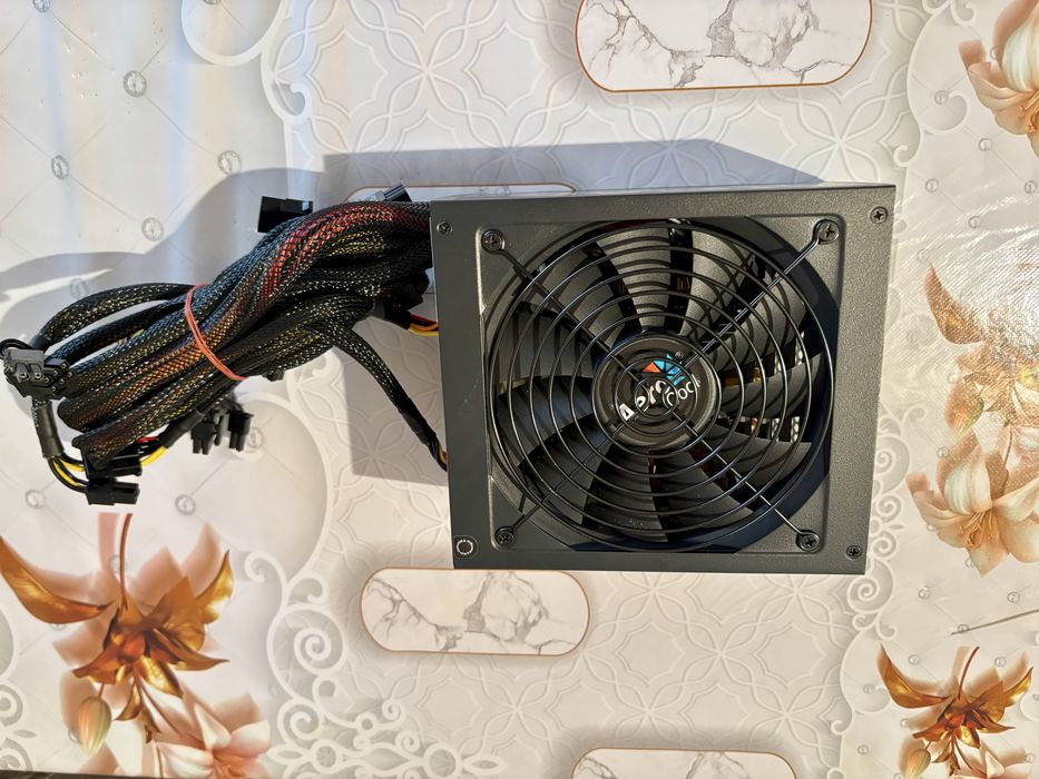 блок питания Aero cool 750W