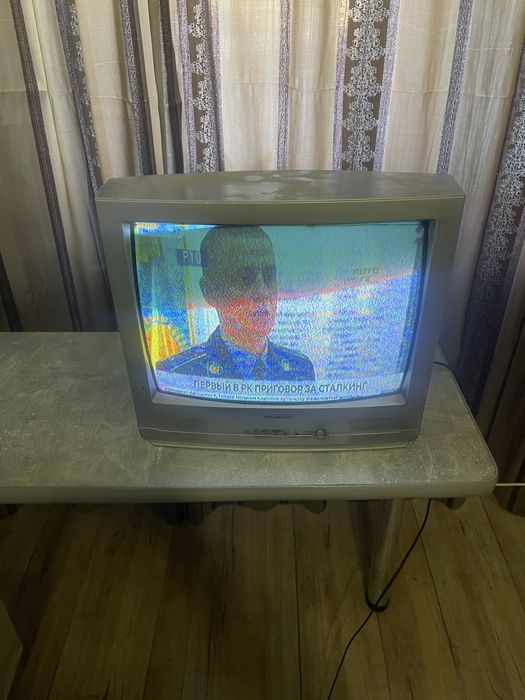 Продам телевизор