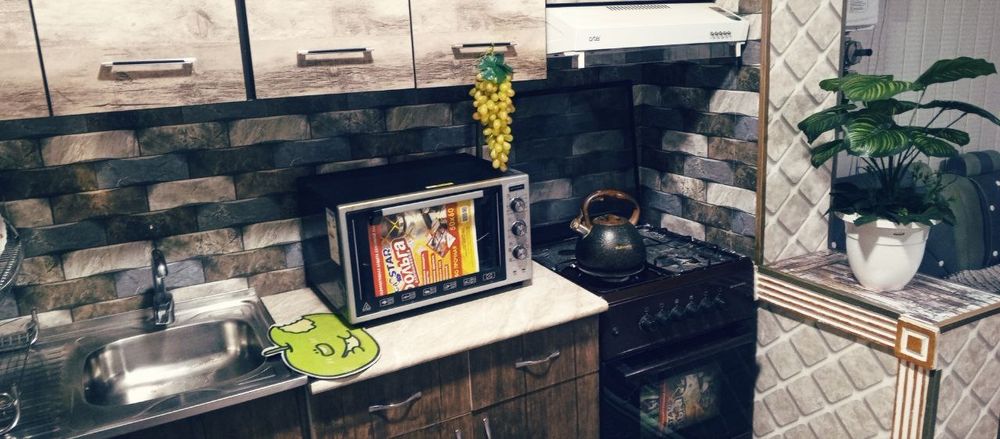 Продаётся квартира Ахангаран   4 мкрне  3 комнатная  рядом садик школа