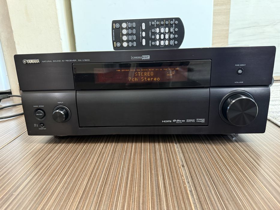 Yamaha RX-V1800 Качествен ресивър