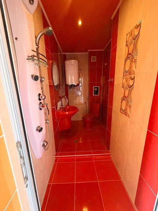 Продава се Тристаен апартамент в Поморие - 260 кв.м за 391 €/кв.м - Снимка #9