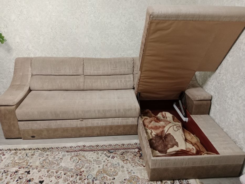 Диван в отличном состоянии