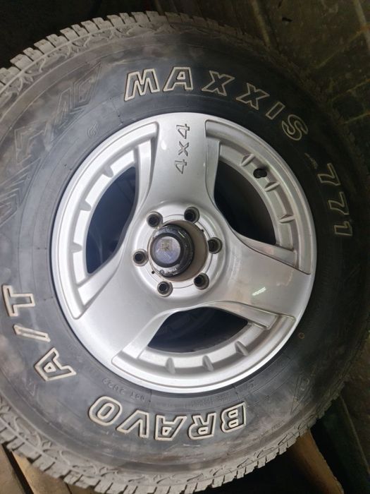Колеса в сборе  265/70R 15  на Toyota. Nissan. Mitsubishi.   6-139.7