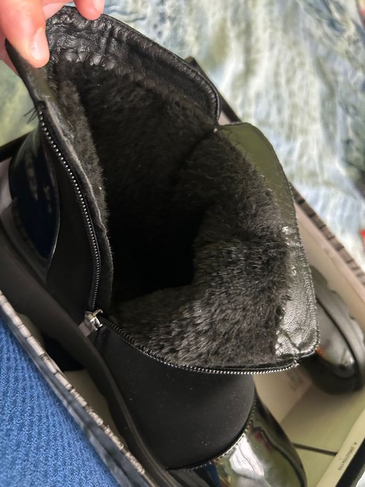 Дамски боти . Състояние :нови