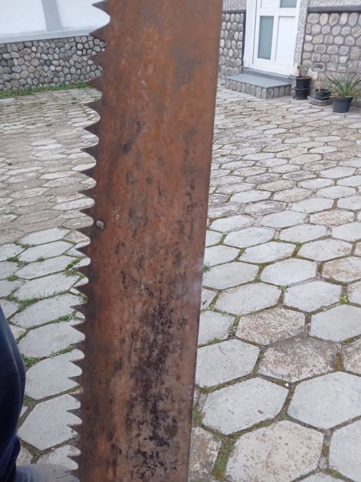 Fierastraie și lucruri vechi
