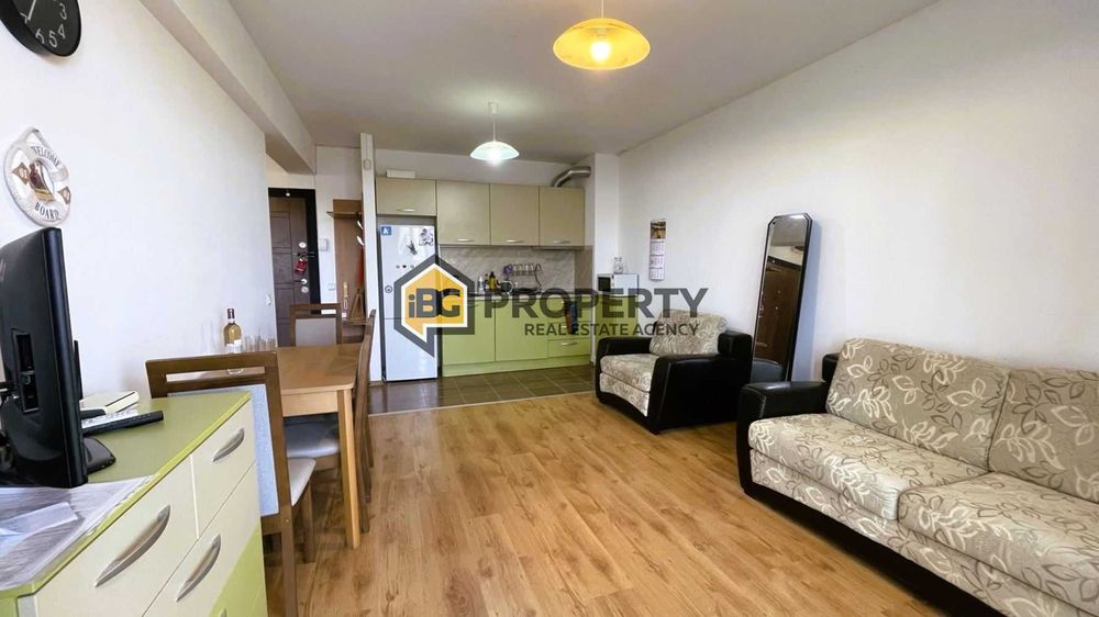 Дава се под наем Двустаен апартамент в Бяла - 57 кв.м за 300 € - Снимка #2