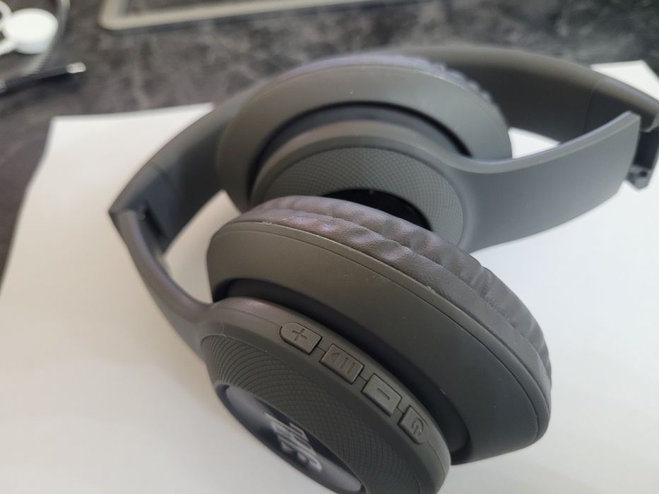 JBL quloqchin arzon narxda, naushnik
