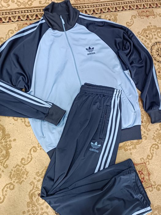 Оригинальный костюм adidas