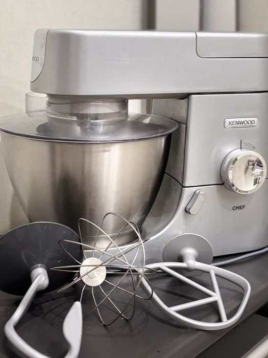 Миксер Kenwood и Сушилка для фруктов