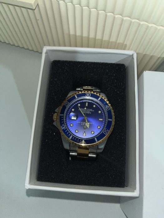чксы rolex и кольцо серебренный.