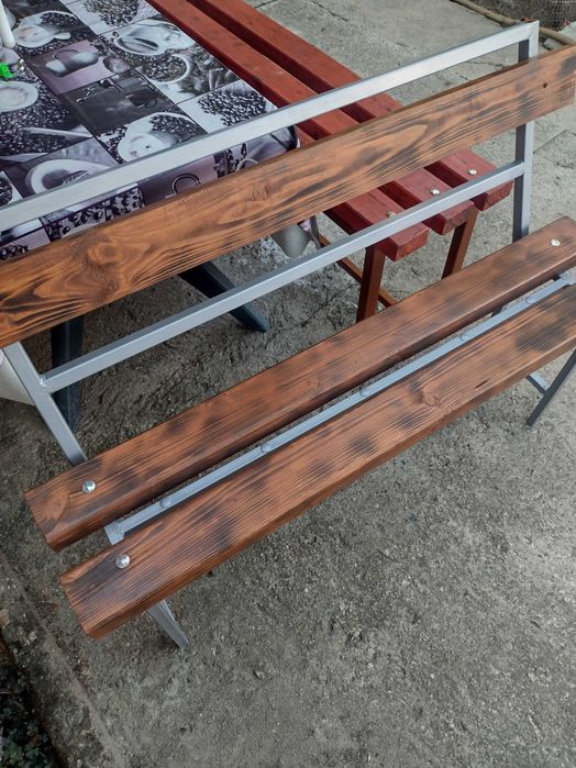 Градинска  дървена маса