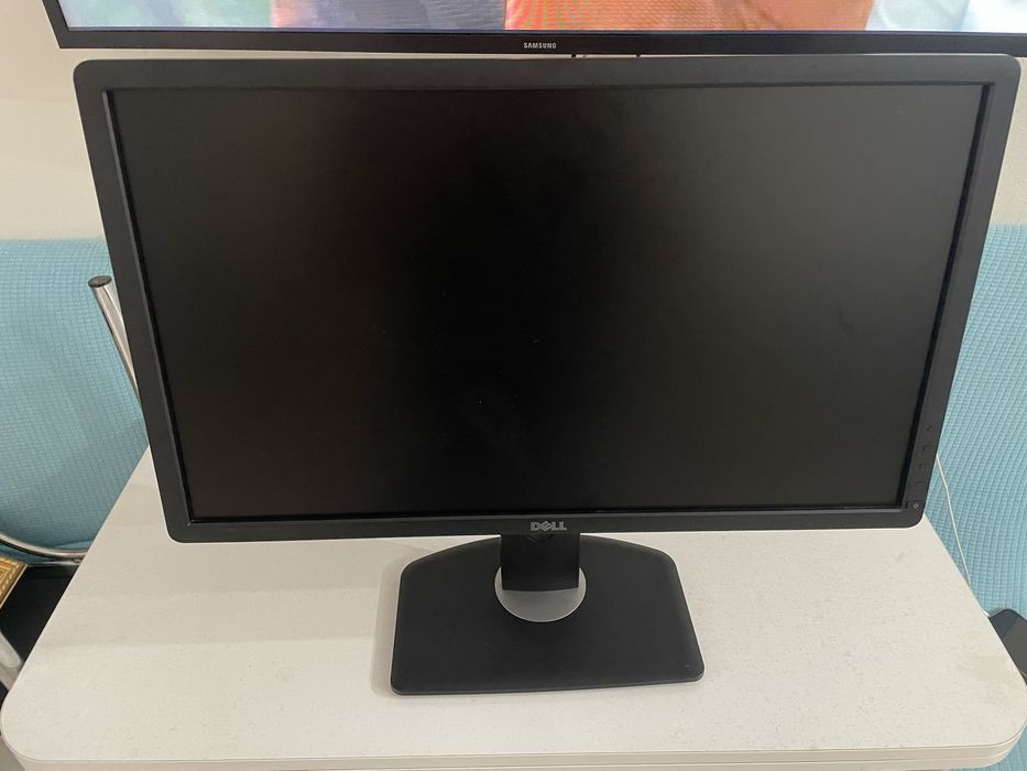Монитор Dell P2412Hb с регулеровкой верх и вниз
