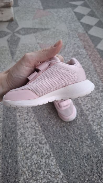 Розови маратонки Адидас за момиче, 22 номер