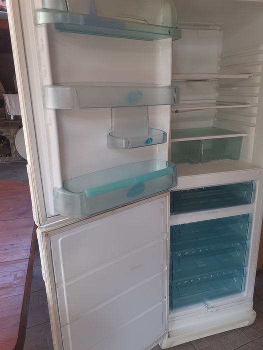 Хладилник Електролукс