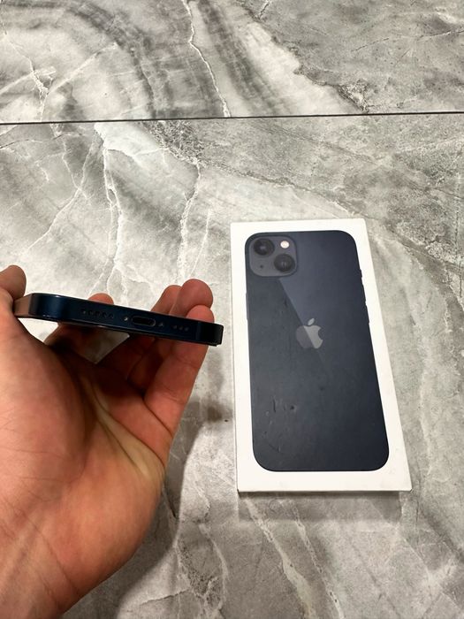 Iphone 13 black 256gb LL/A ideal sotiladi!