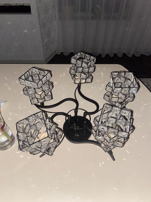 Люстра стильная