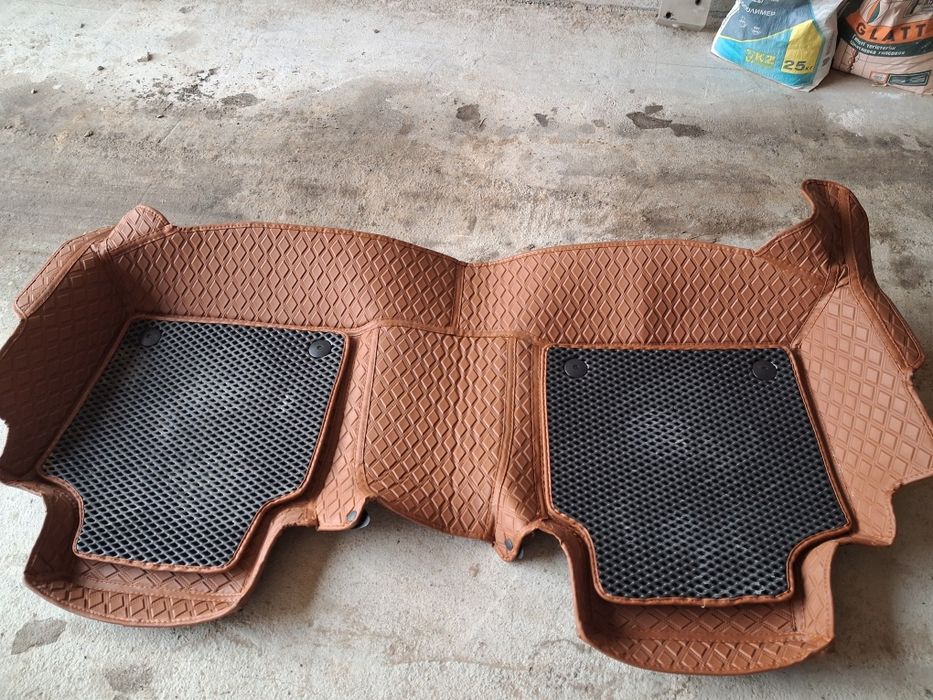 Чехол полик Камри 55ке сатылады