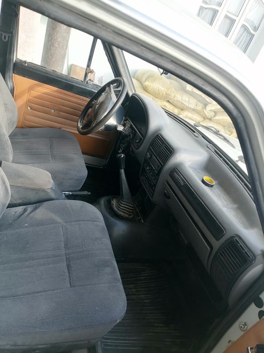 Волга 24 10 сотилади