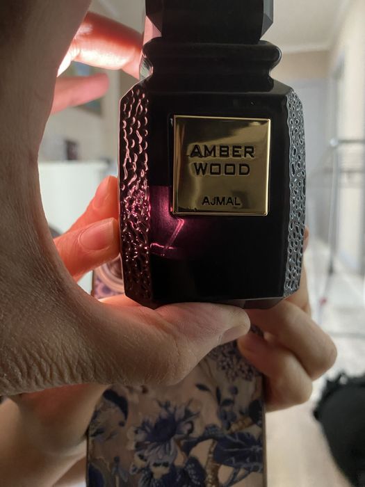 ajmal amber wood