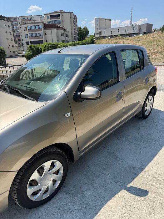 Vând Dacia Sandero 2014