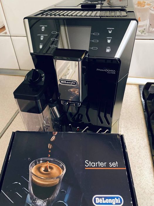 Кофеварка Delonghi Prima donna class