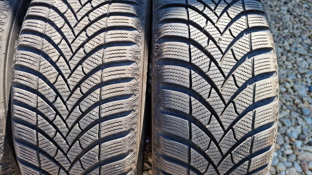 Anvelope 195/65R15 marca Semperit, M +S,DOT 2021,7 mm