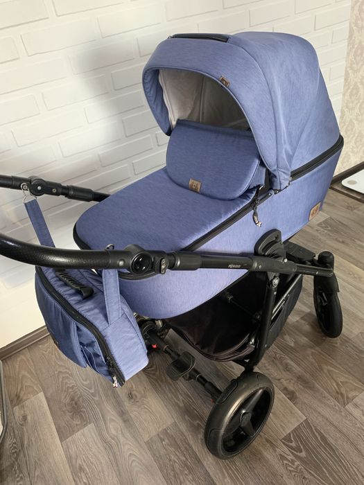 Продам коляску Adamex Reggio 2 в 1