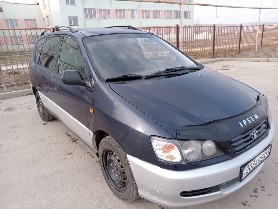 Машина сатылады тайота