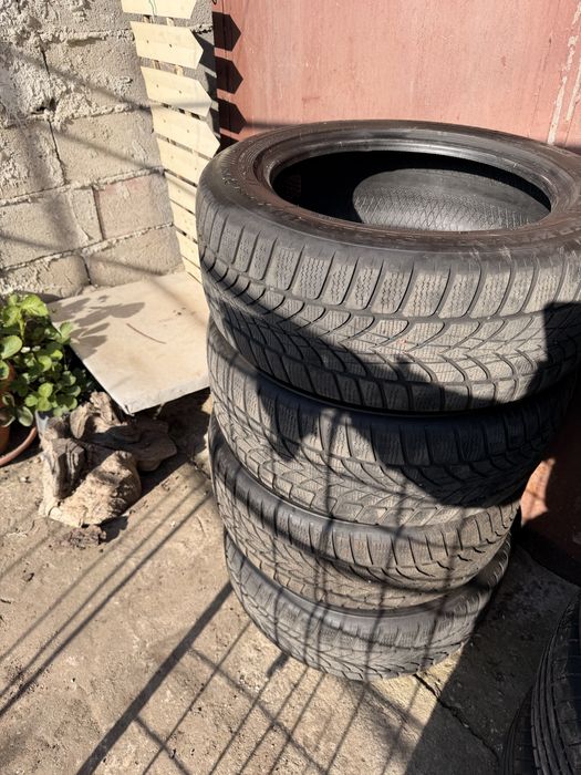 Vand anvelope vara  Bridgestone 225.50.17 + iarna Dunlop 225.55.17
