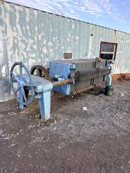 Масло завод. Маслобойка