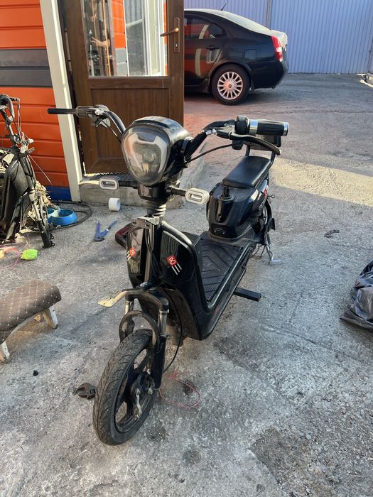 Продам электро скутер