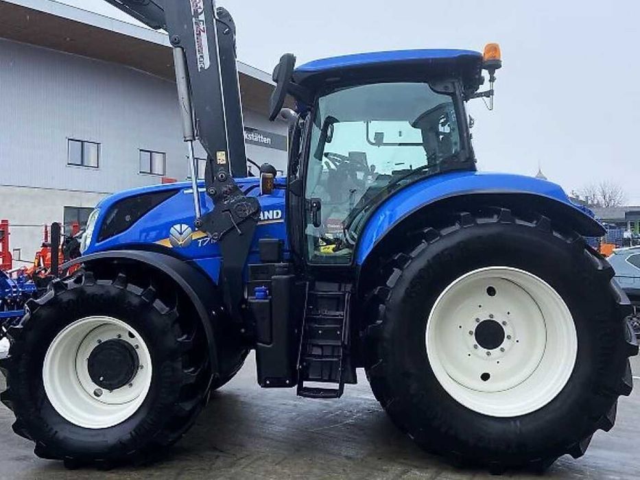 Колесный трактор New Holland t7.190 auto command sidewinder