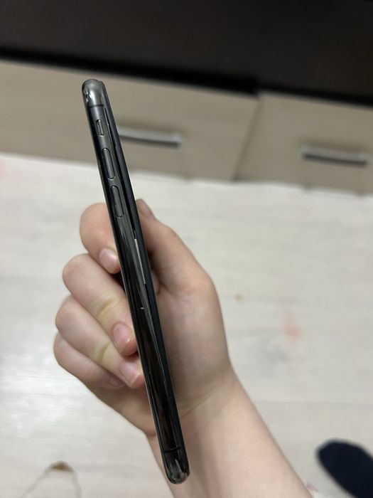 продам айфон Х 256гб акб100%