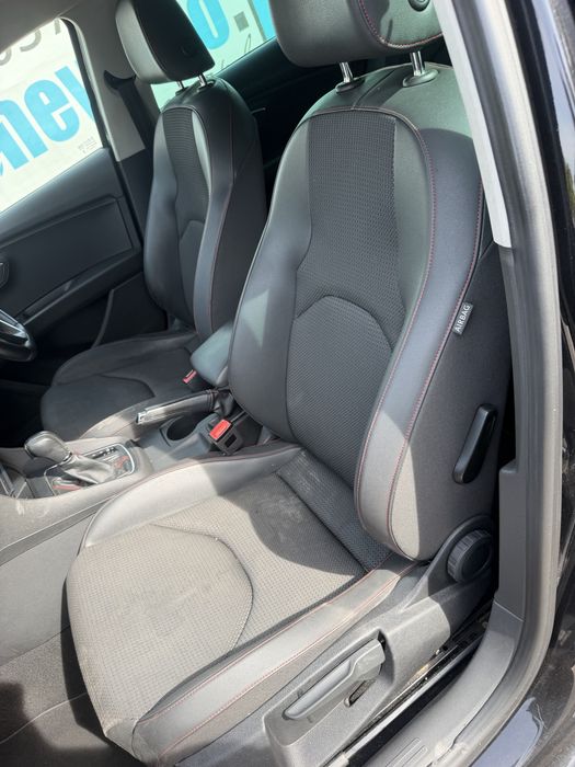 Седалки от сеат леон / салон seat leon