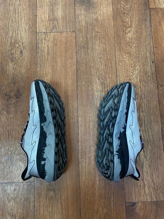 Беговые кроссовки фирмы Бимай